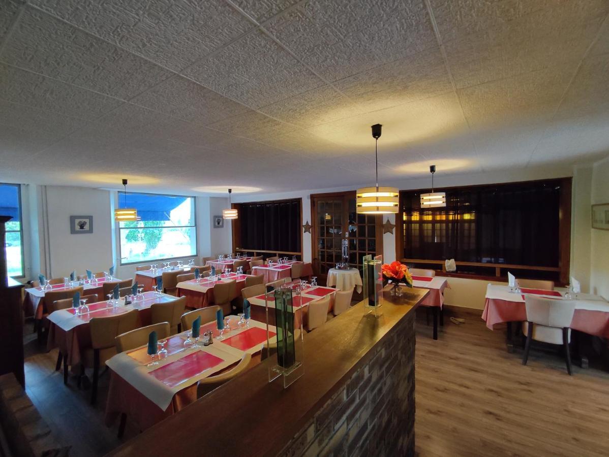 Hotel Aux Trois Rois Pont-Sur-Yonne Zewnętrze zdjęcie