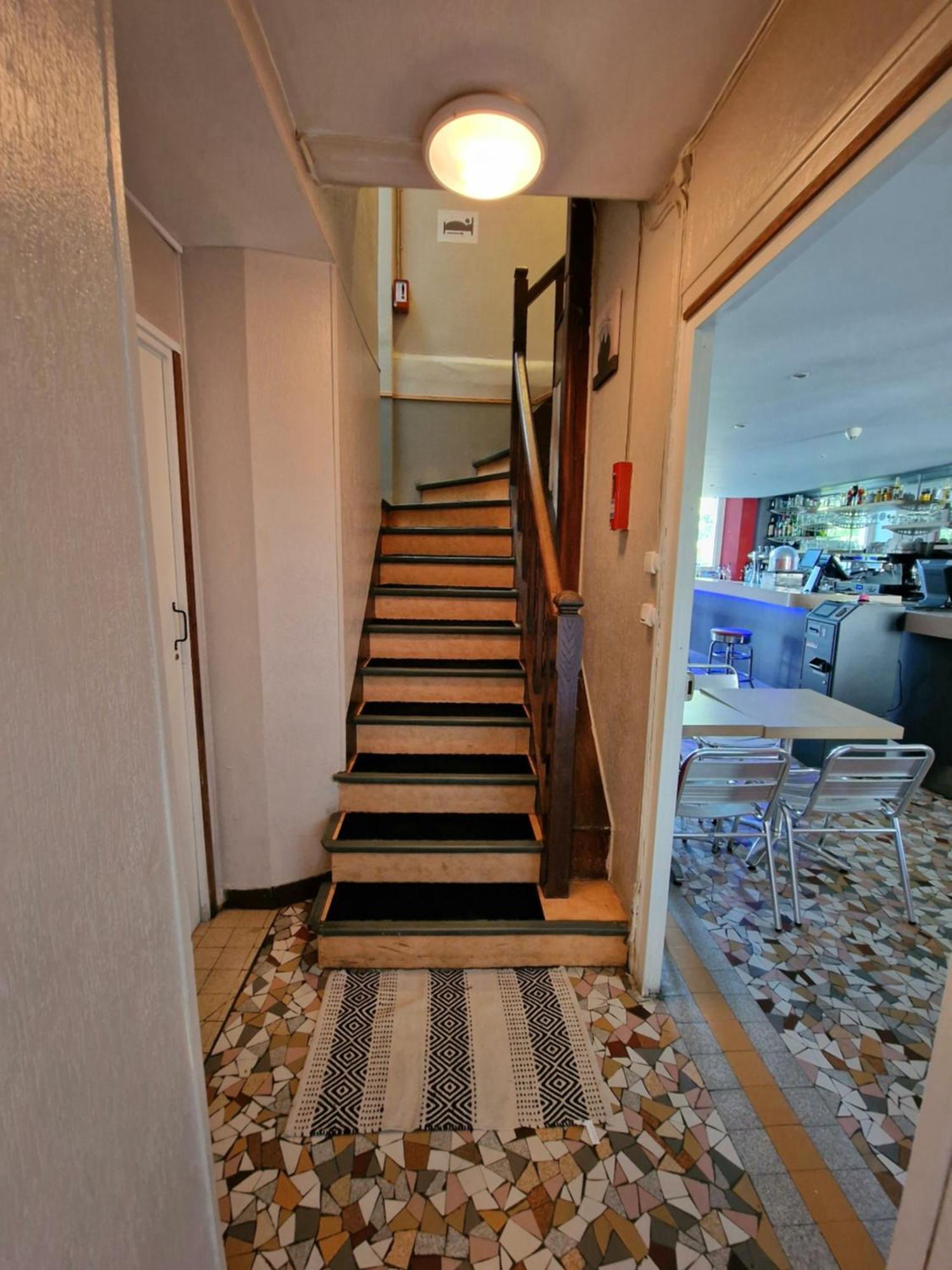 Hotel Aux Trois Rois Pont-Sur-Yonne Zewnętrze zdjęcie